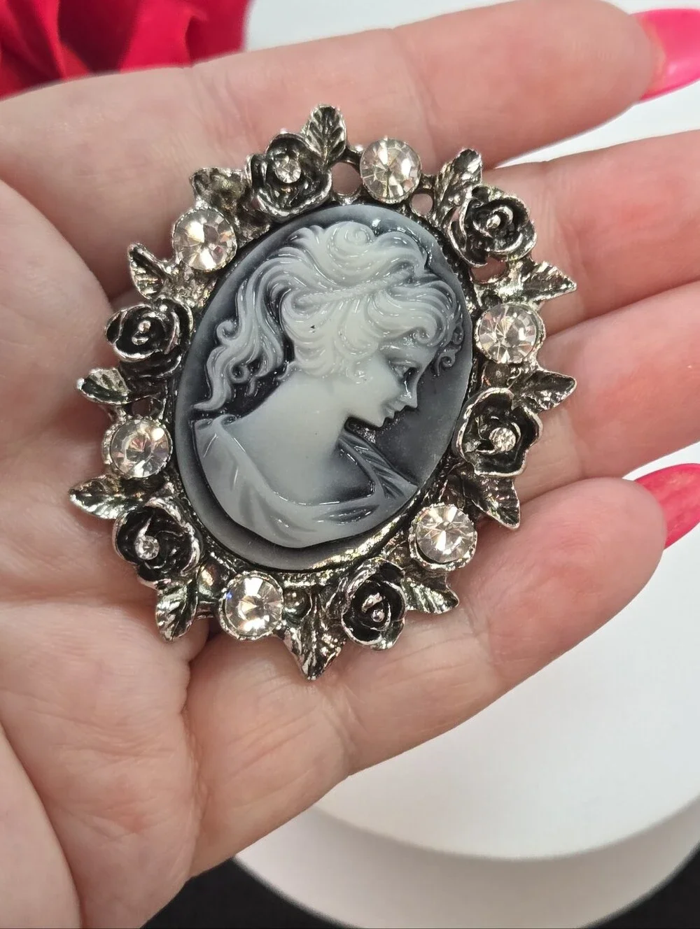 Silver Rose Cameo Brooch Gothic Victorian Rhinestone Pendant Pin Vintage Charm